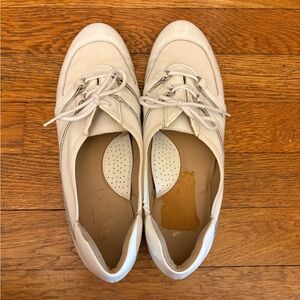 Sesto Meucci Cream Women's Loafers